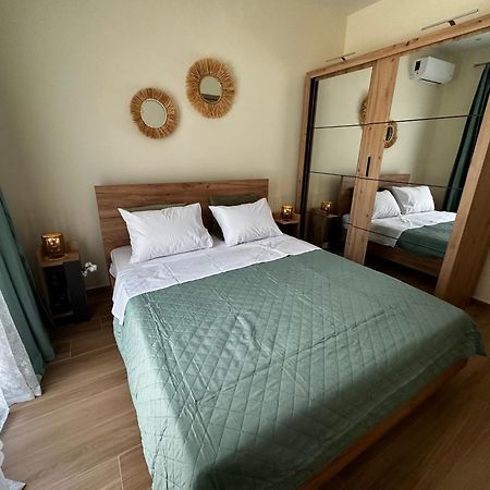 Gouvia Hideaway Apartment Exterior foto