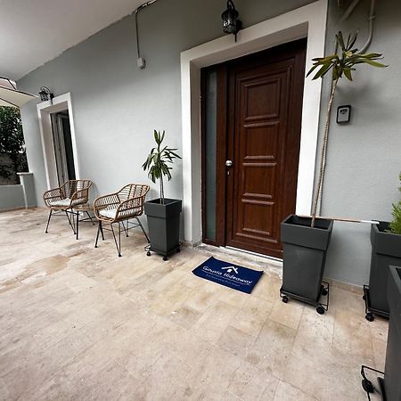 Gouvia Hideaway Apartment Exterior foto